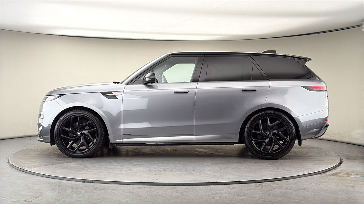 Land Rover Range Rover Sport Image 15