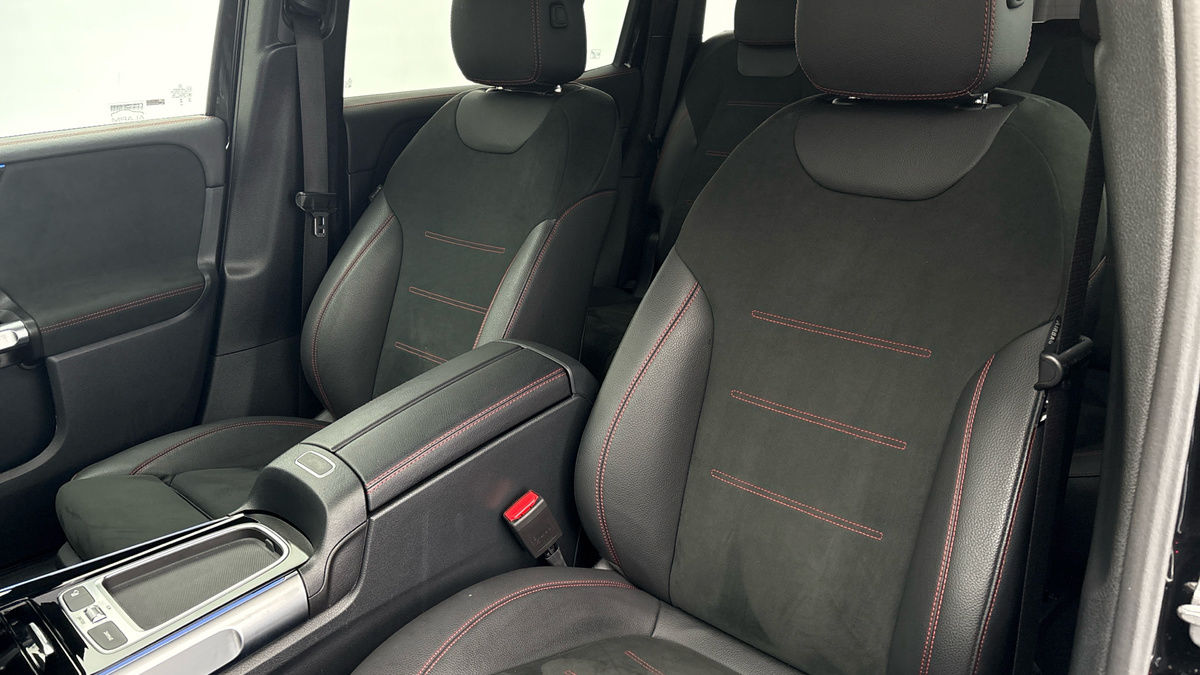 Mercedes-Benz GLB Image 7