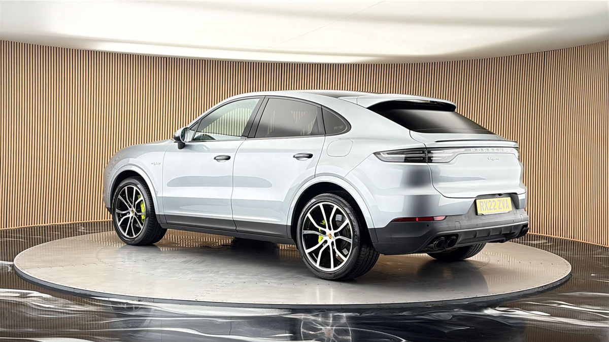 More views of Porsche Cayenne