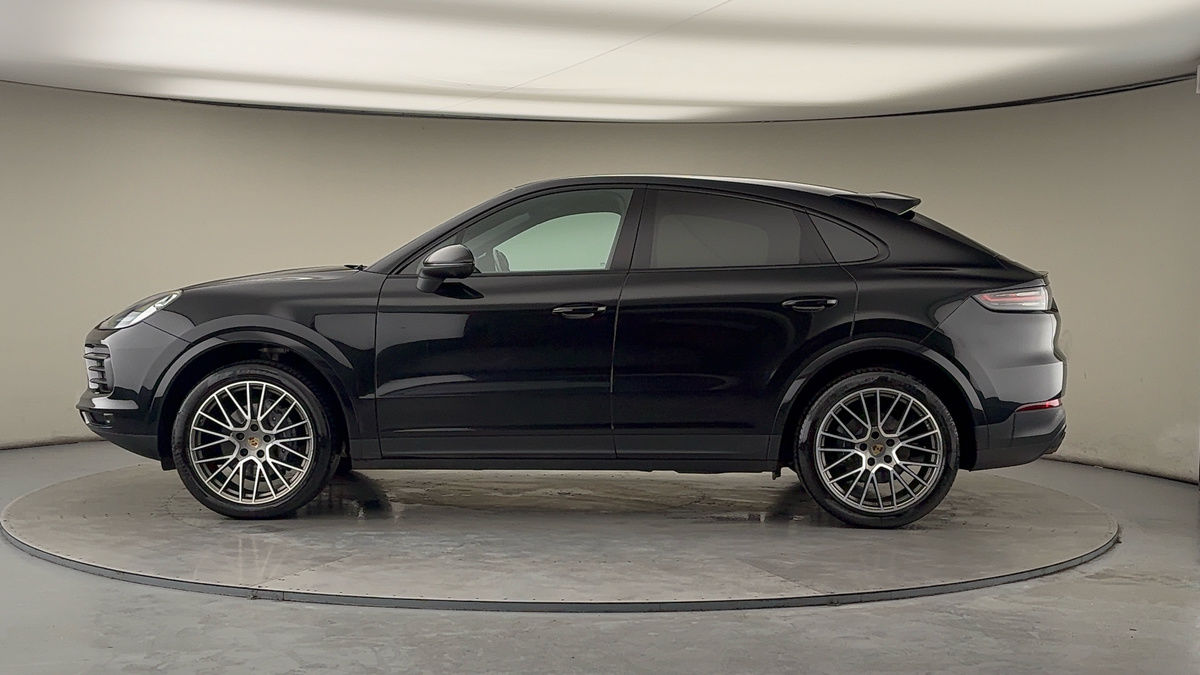 Porsche Cayenne Image 15