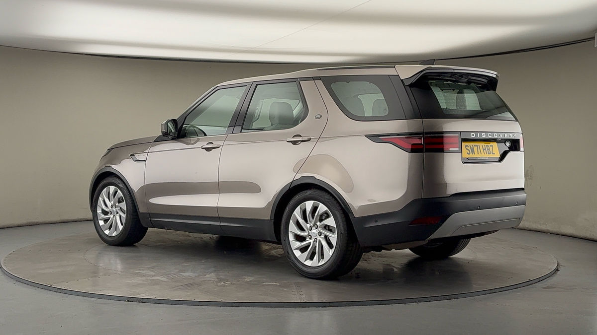 More views of Land Rover Discovery