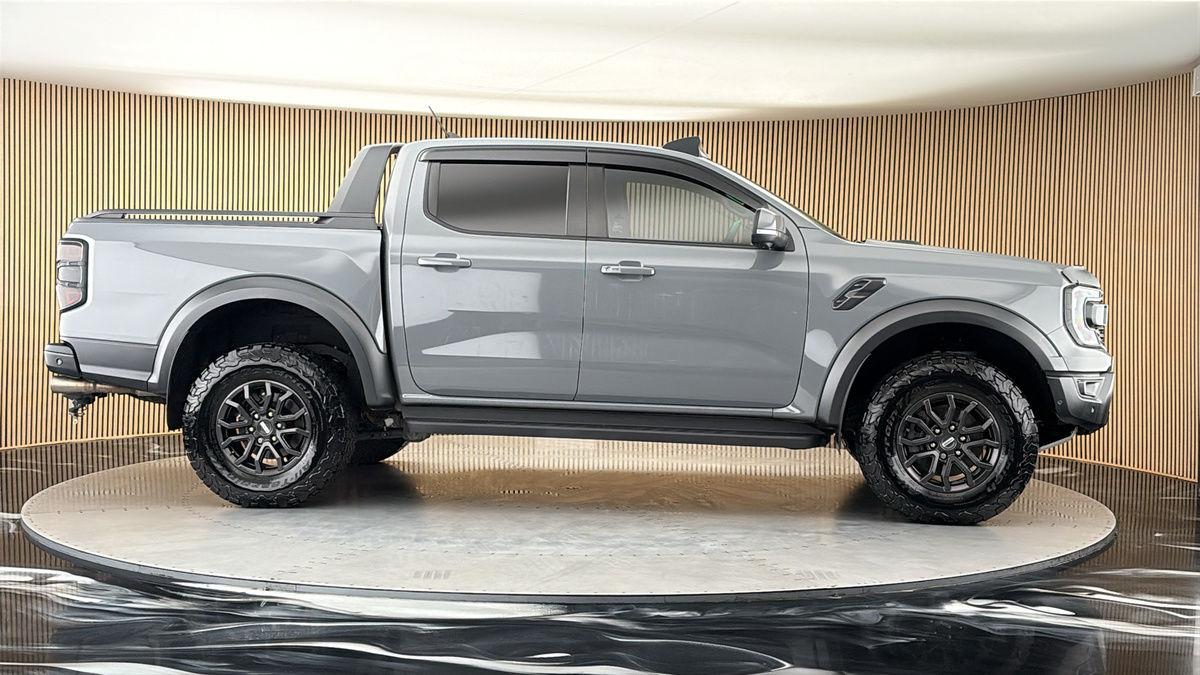 More views of Ford Ranger