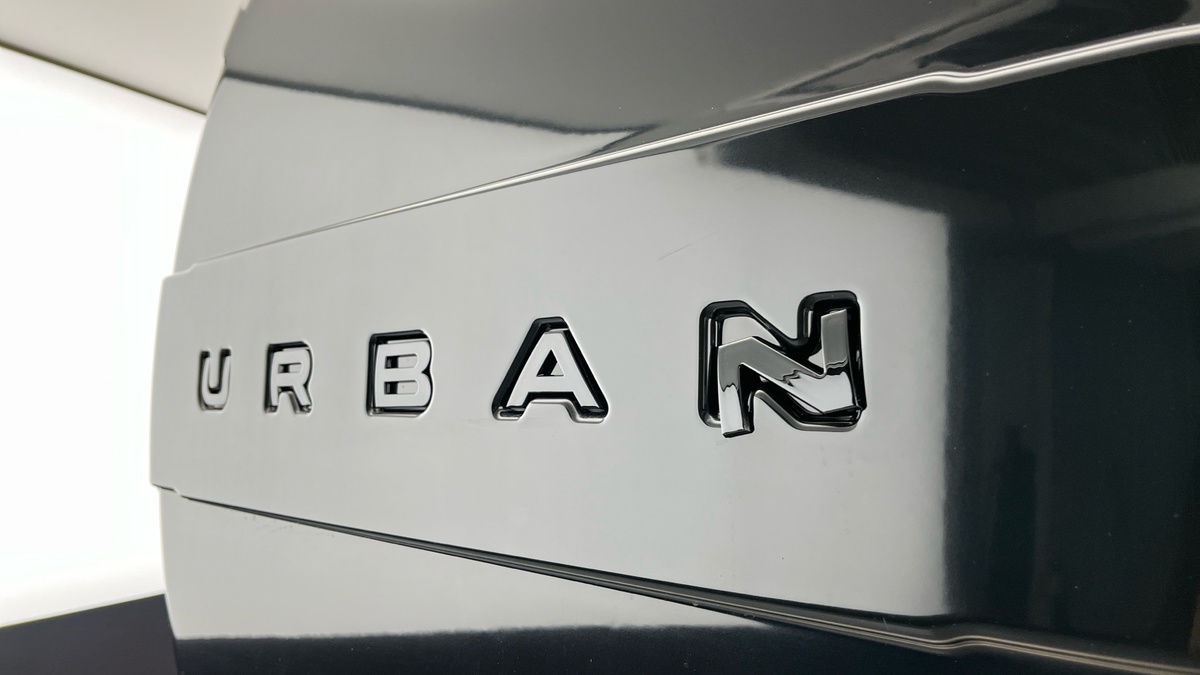 Land Rover Defender 110 Urban Image 29