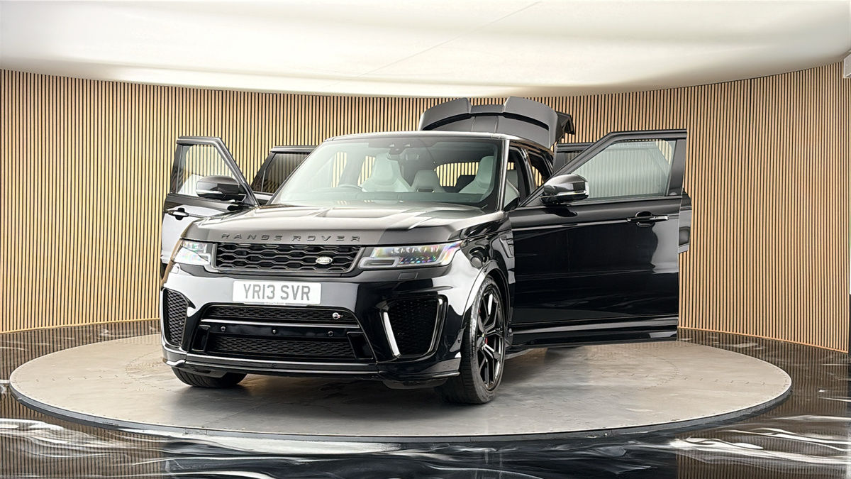 More views of Land Rover Range Rover Sport