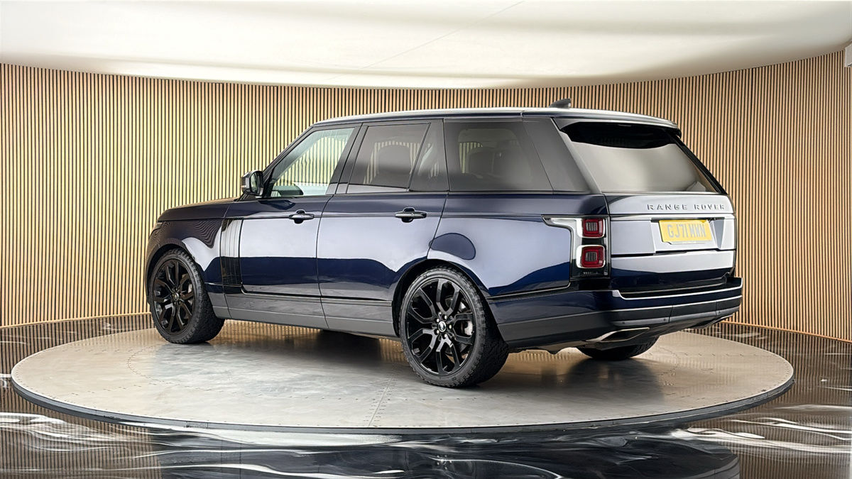 More views of Land Rover Range Rover