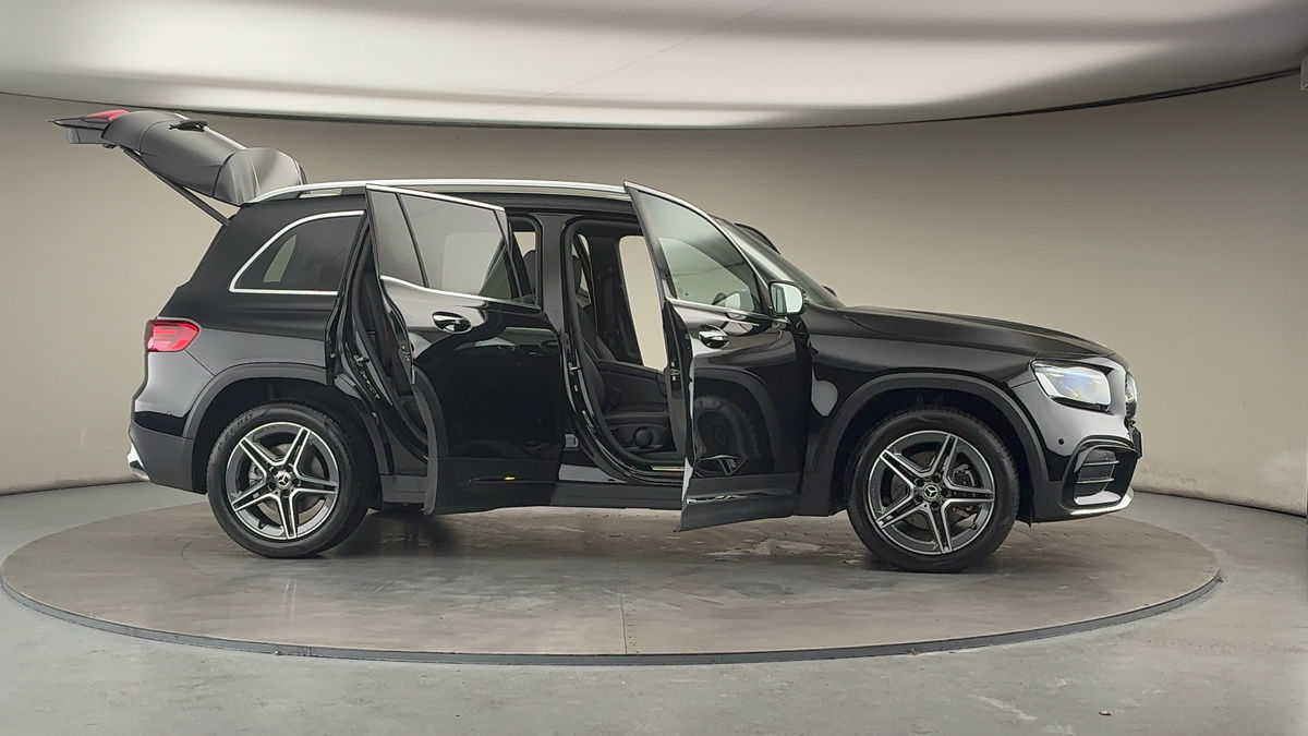 More views of Mercedes-Benz GLB