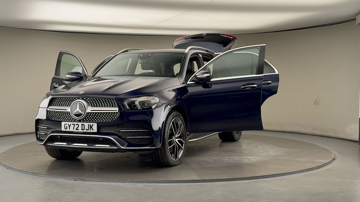 More views of Mercedes-Benz GLE