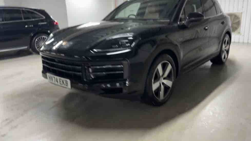 More views of Porsche Cayenne