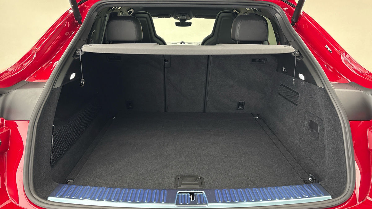 Porsche Cayenne Image 11