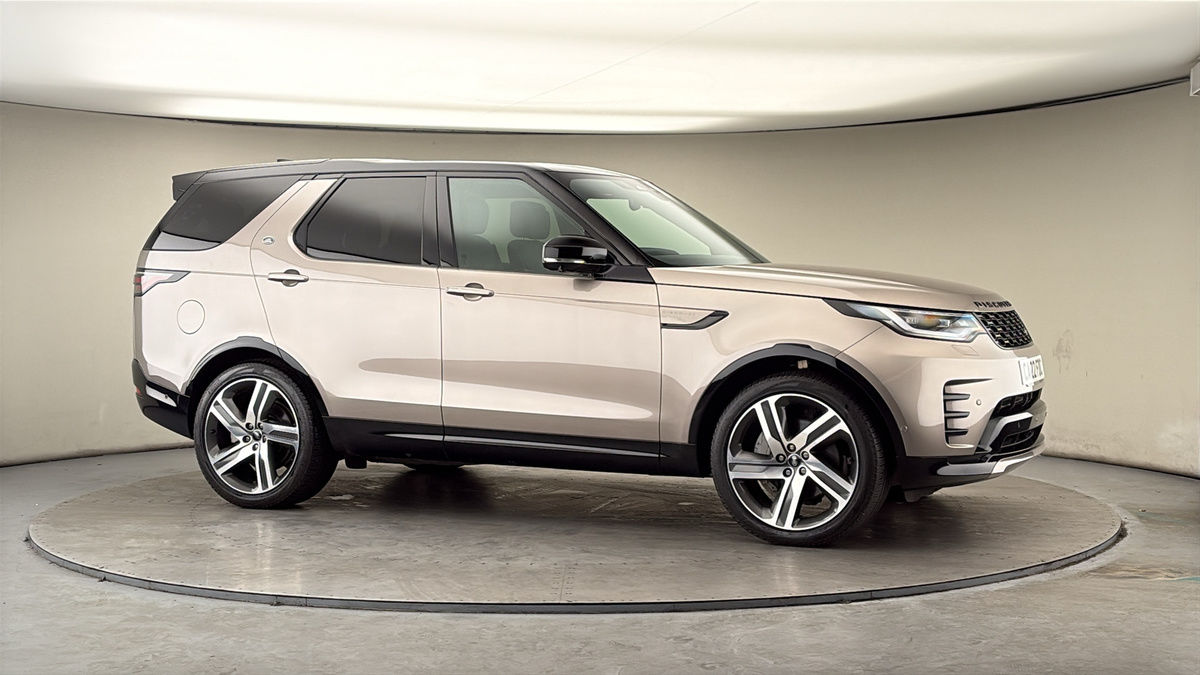 More views of Land Rover Discovery