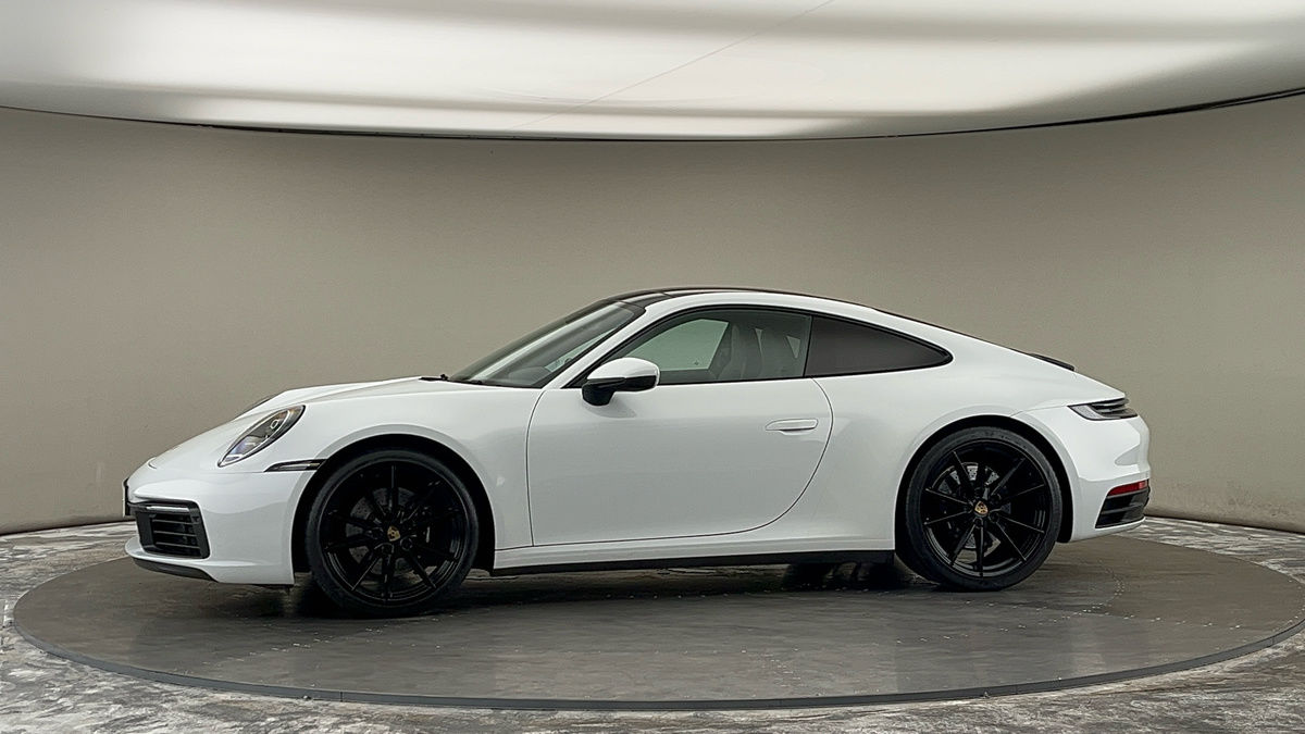 More views of Porsche 911