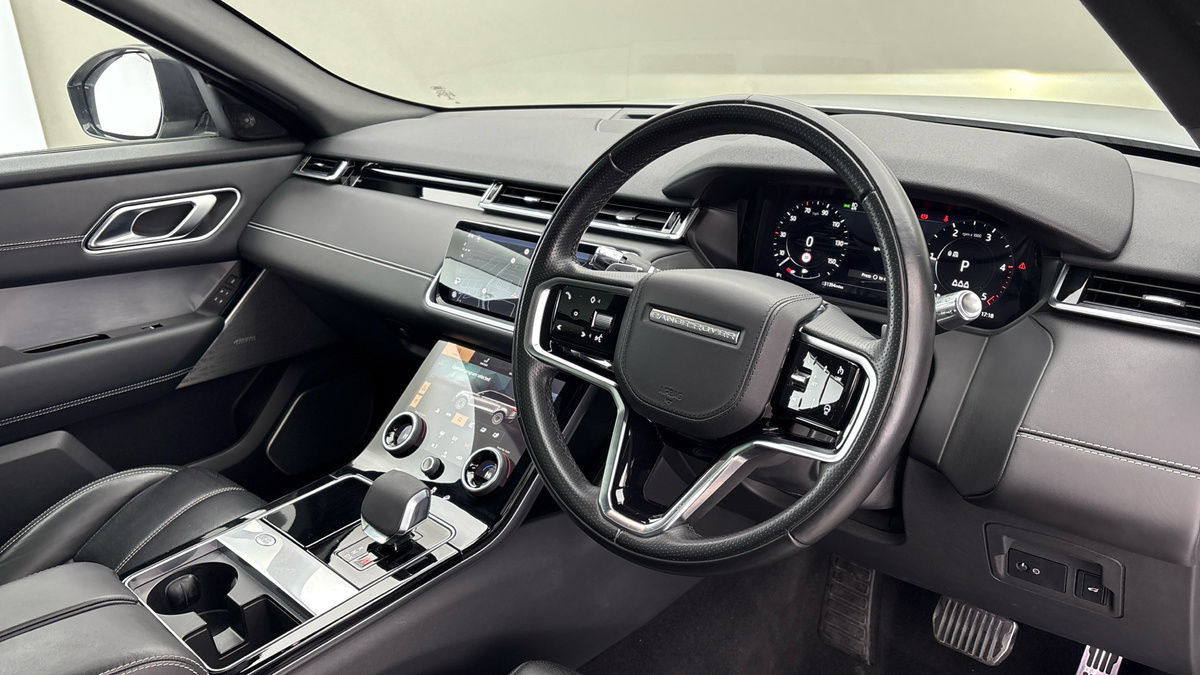Land Rover Range Rover Velar Image 5