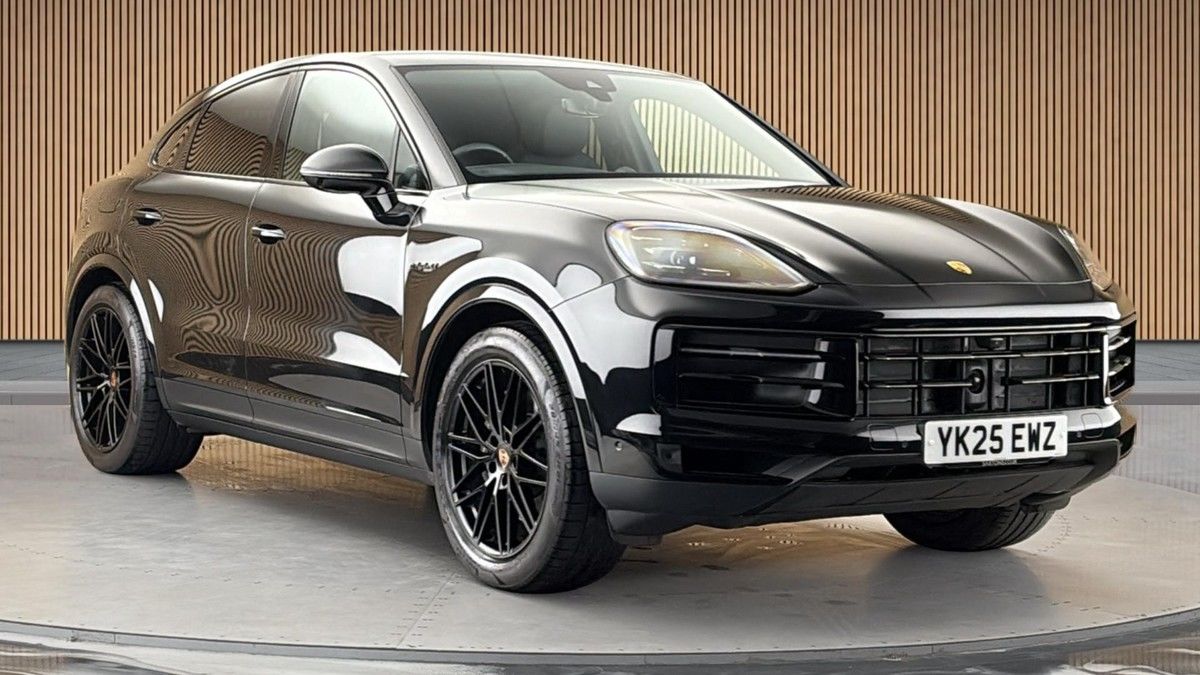 Porsche Cayenne Sticky Header Image
