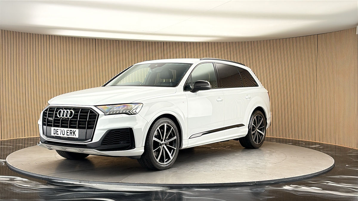 More views of Audi Q7