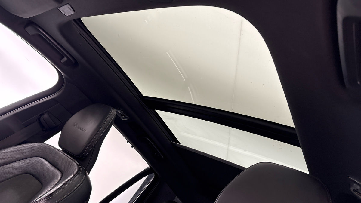 Volvo XC90 Image 6