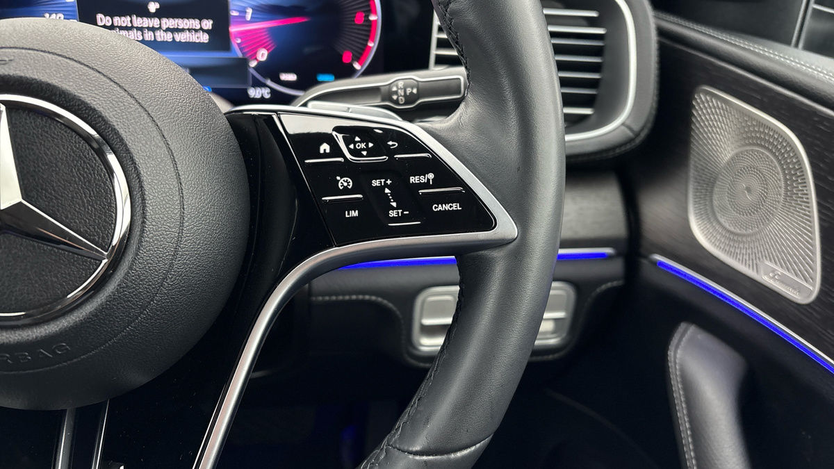 Mercedes-Benz GLE Image 14