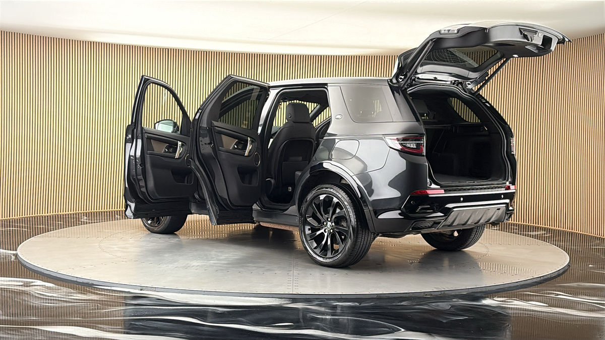 More views of Land Rover Discovery Sport