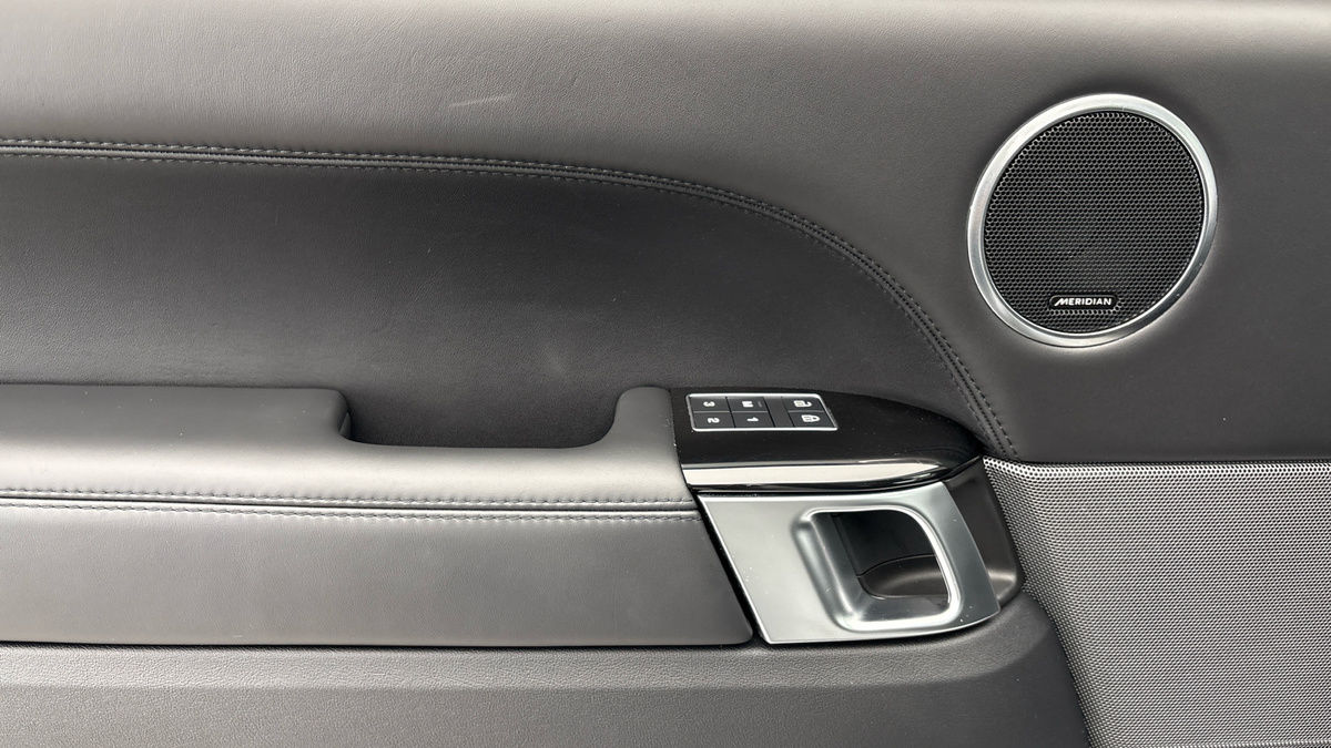 Land Rover Range Rover Sport Image 19