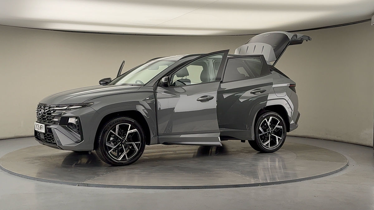 More views of Hyundai TUCSON