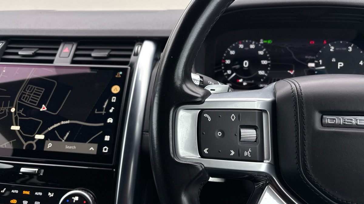 Land Rover Discovery Image 13