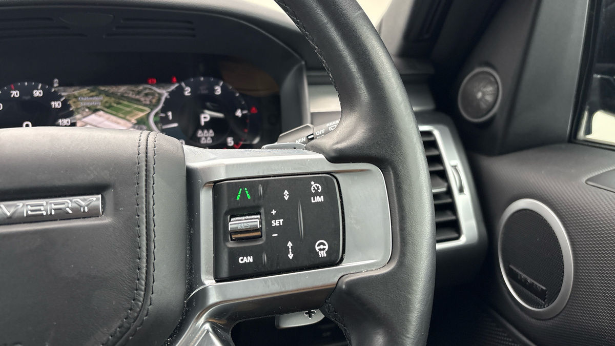 Land Rover Discovery Image 14