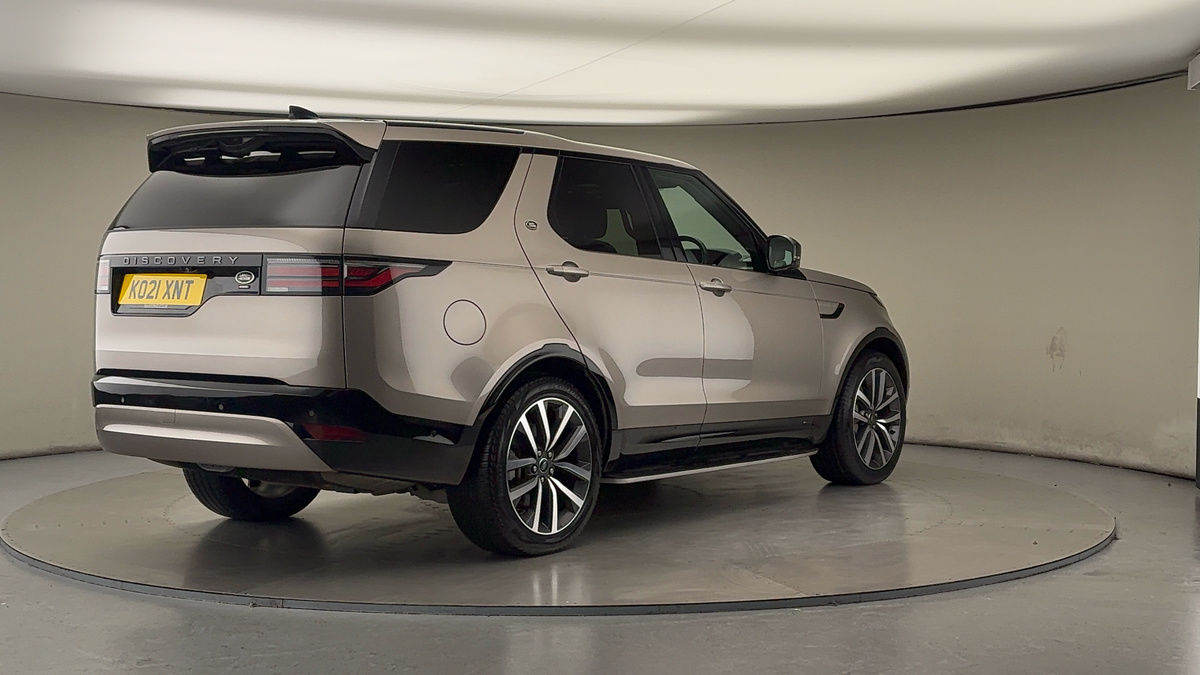 More views of Land Rover Discovery