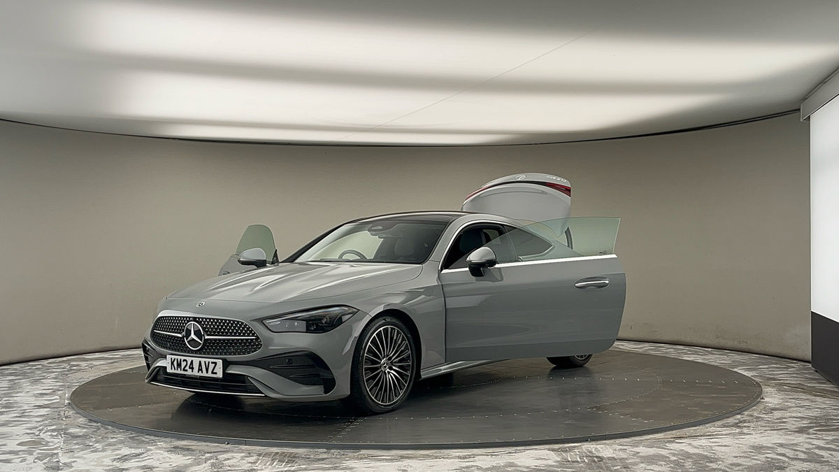 More views of Mercedes-Benz CLE