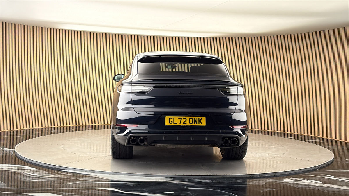 More views of Porsche Cayenne