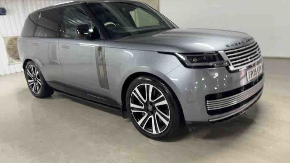 More views of Land Rover Range Rover