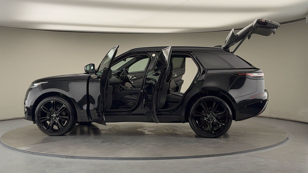 More views of Land Rover Range Rover Velar