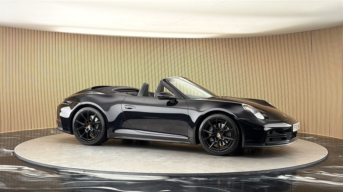 More views of Porsche 911