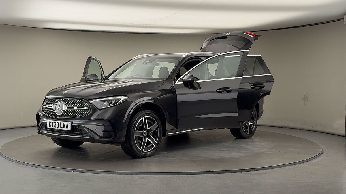 More views of Mercedes-Benz GLC