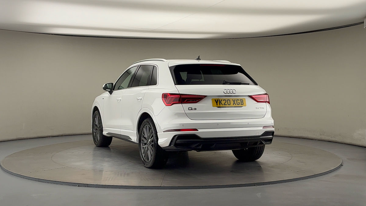 More views of Audi Q3