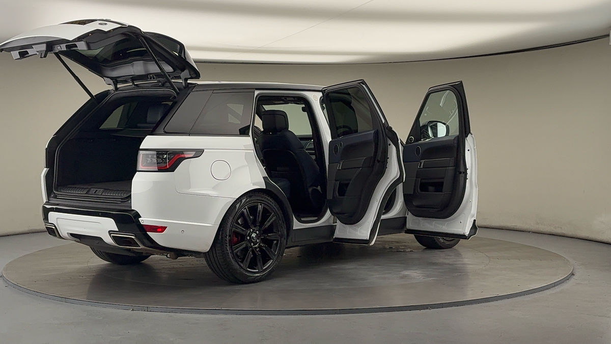 More views of Land Rover Range Rover Sport