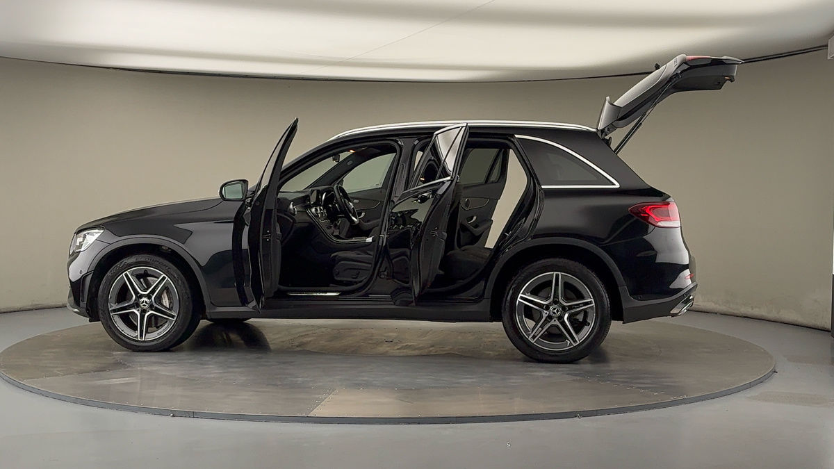 More views of Mercedes-Benz GLC