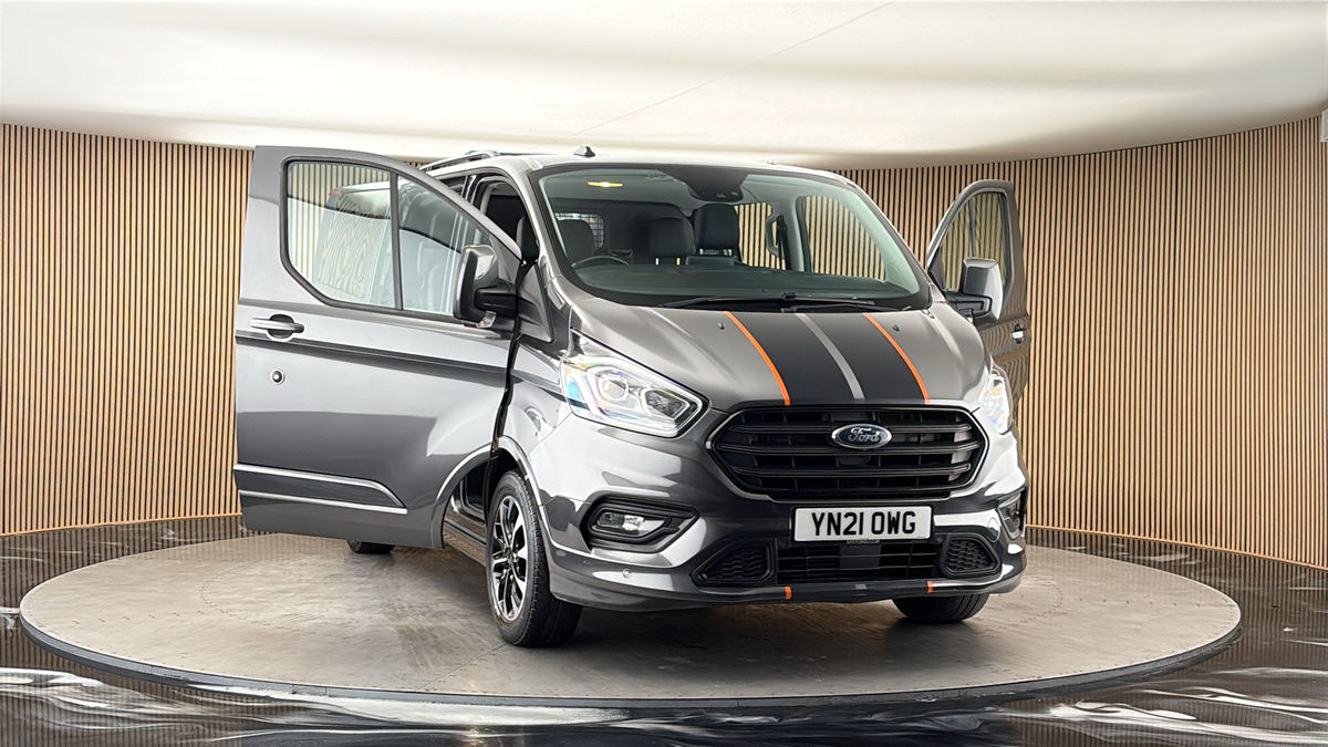 More views of Ford Transit Custom