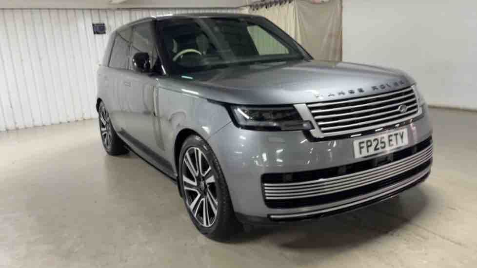 More views of Land Rover Range Rover