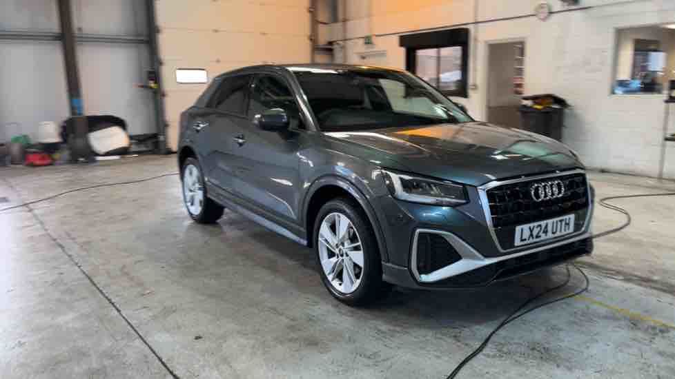 More views of Audi Q2