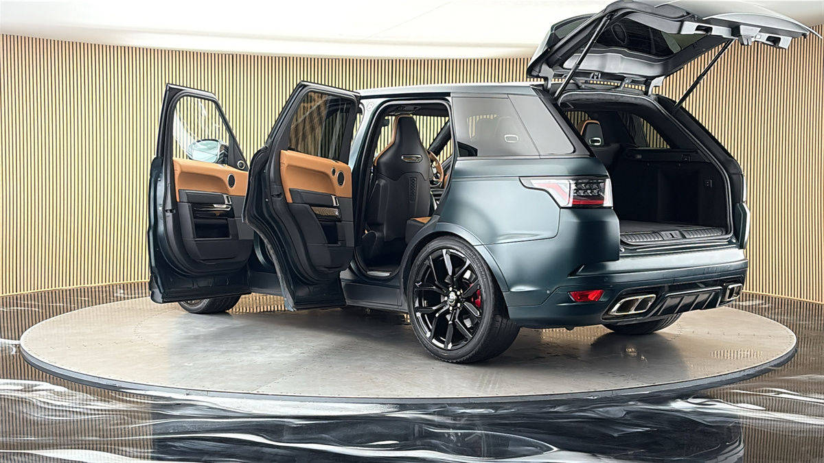 More views of Land Rover Range Rover Sport