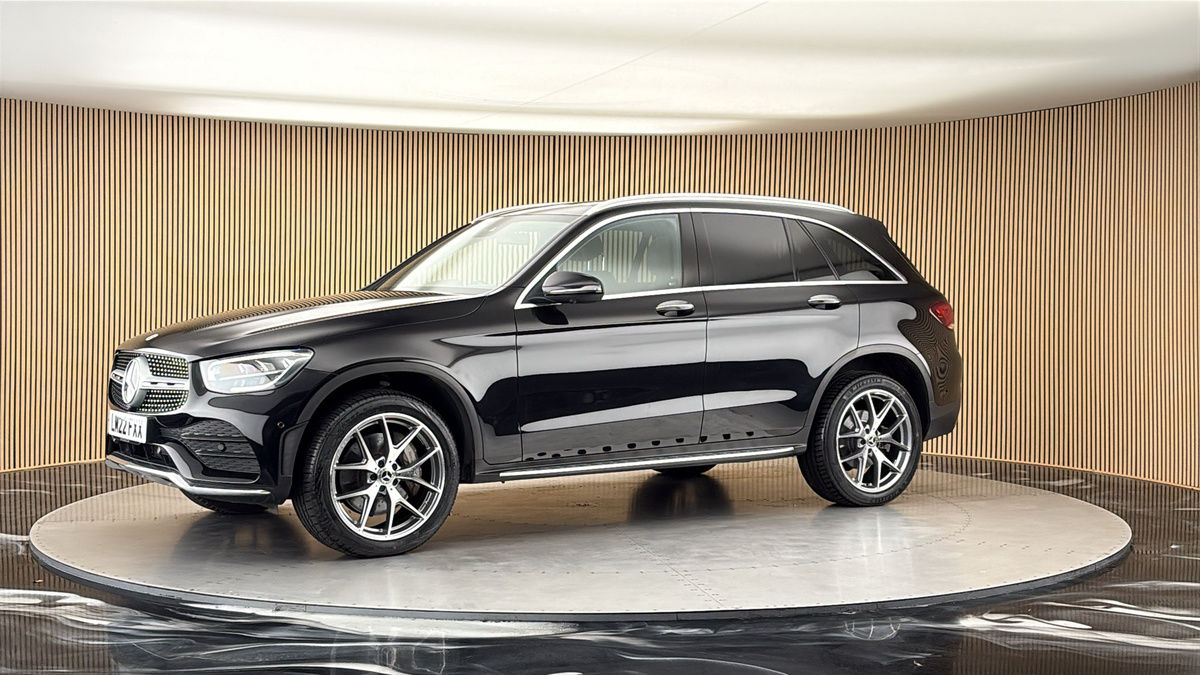 More views of Mercedes-Benz GLC