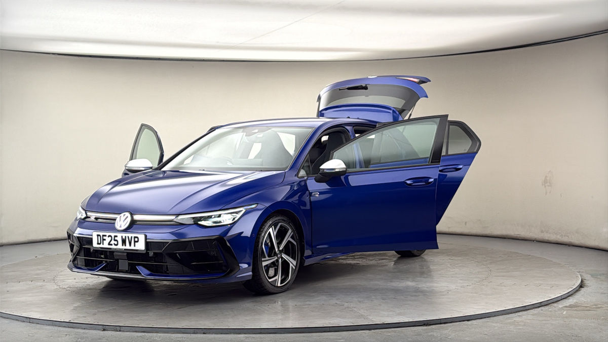 More views of Volkswagen Golf