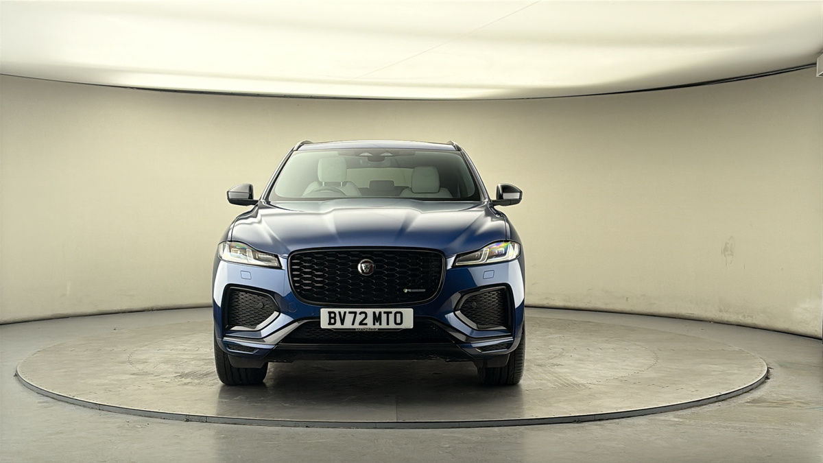 Jaguar F-PACE Image 3