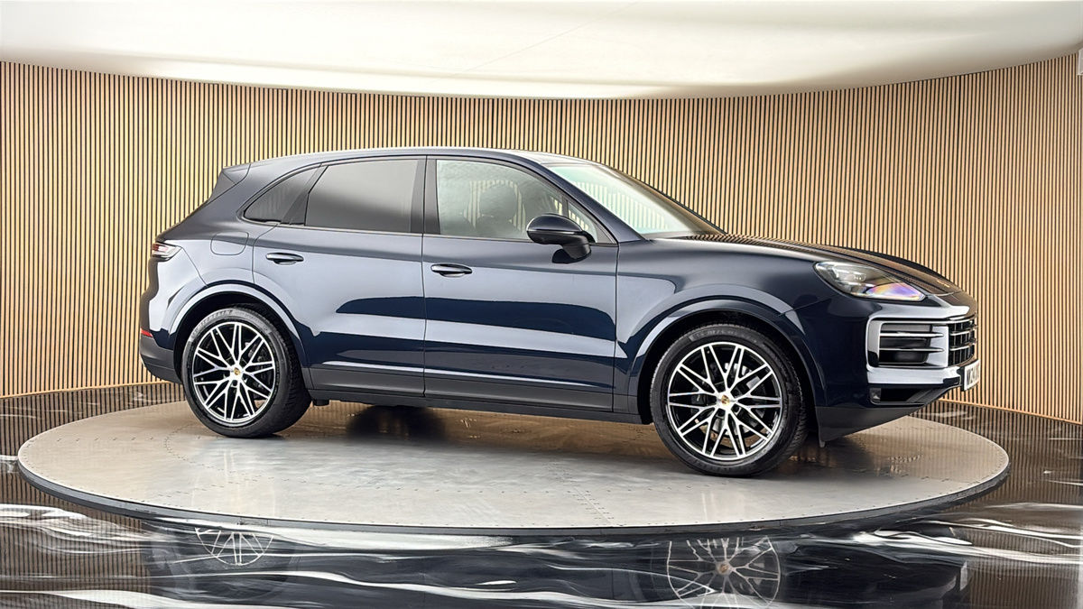 More views of Porsche Cayenne