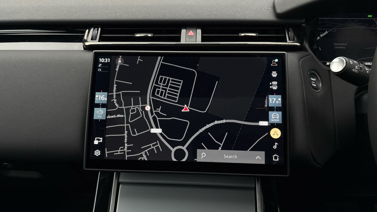 Land Rover Range Rover Velar Image 17
