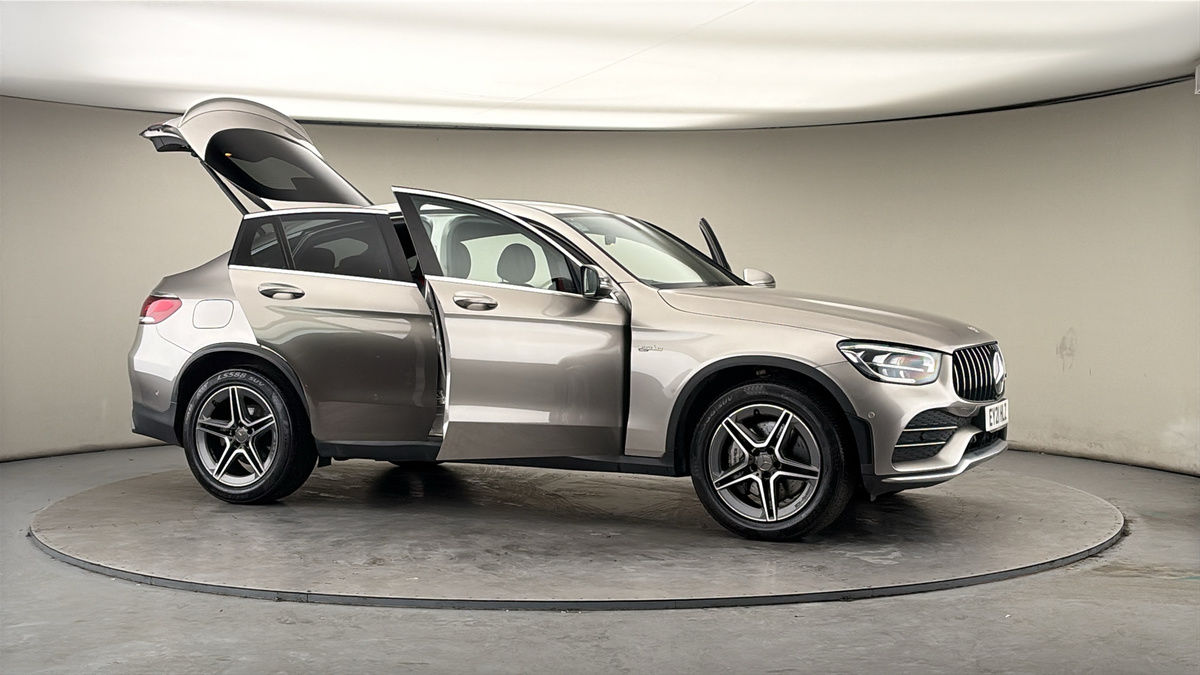 More views of Mercedes-Benz GLC