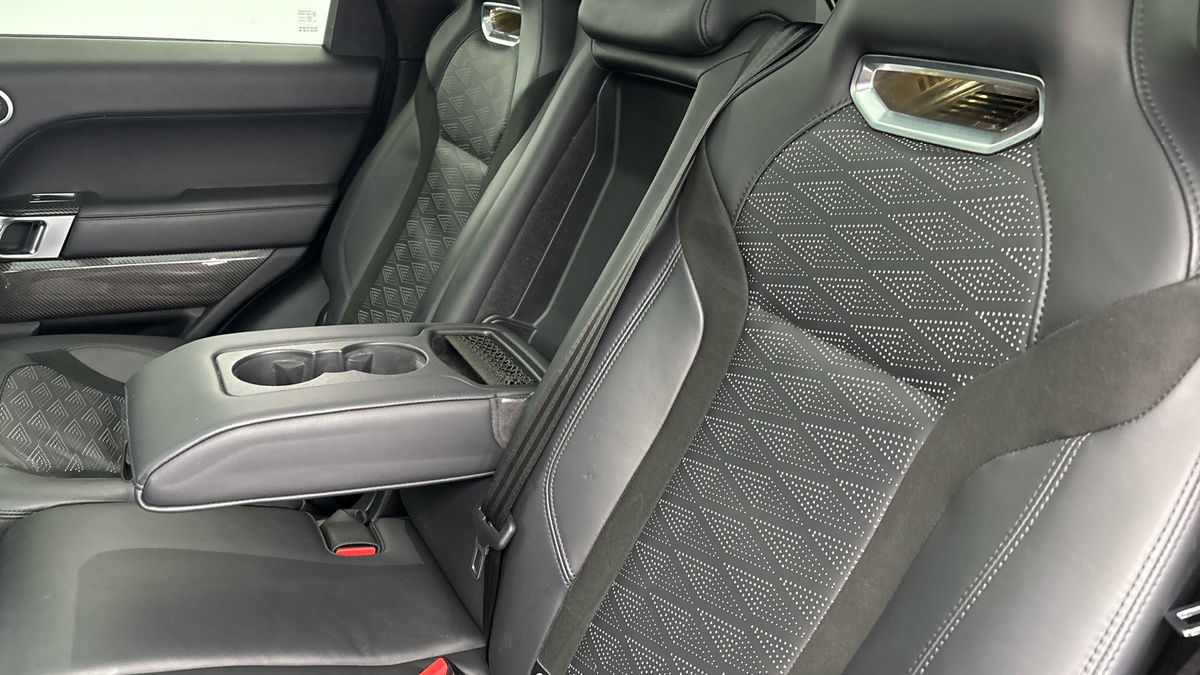 Land Rover Range Rover Sport Image 9