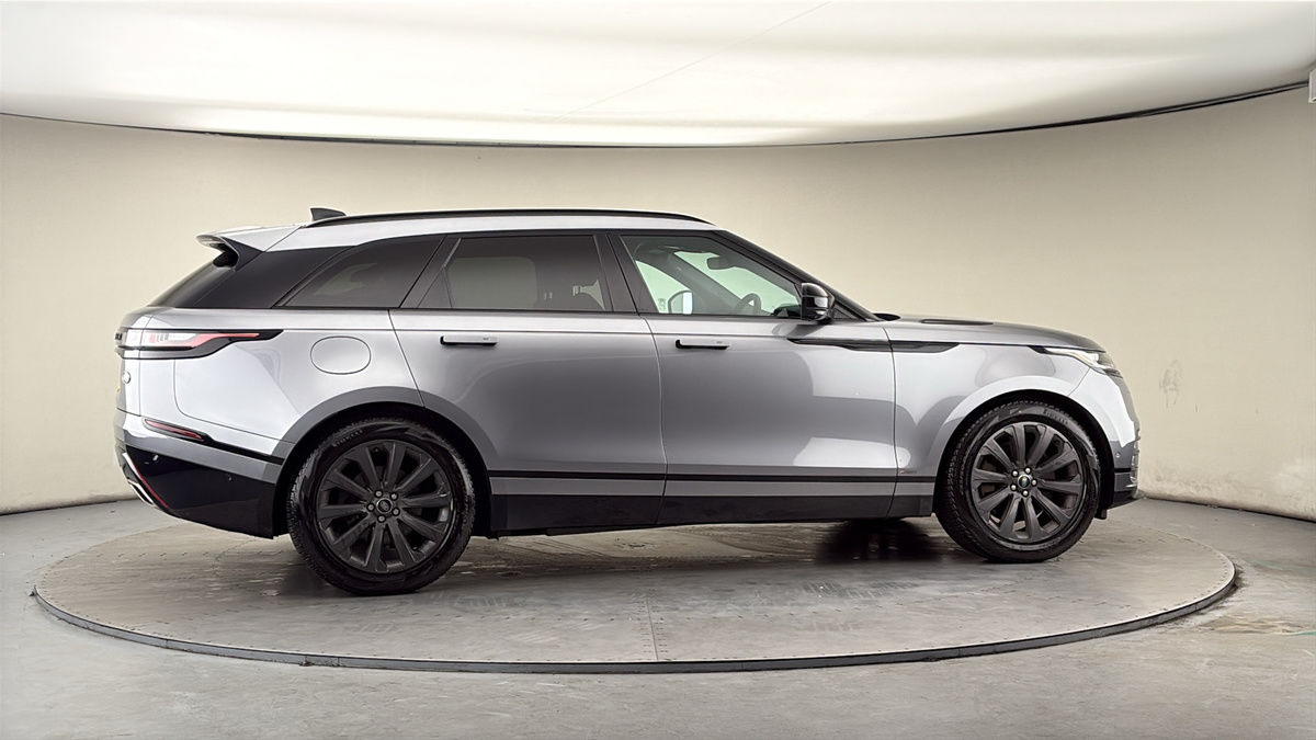 More views of Land Rover Range Rover Velar