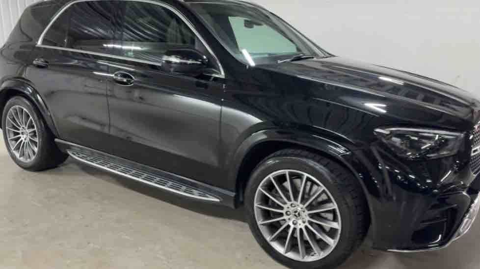 More views of Mercedes-Benz GLE