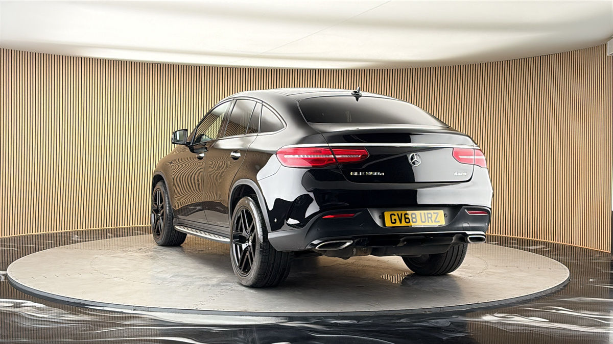 More views of Mercedes-Benz GLE