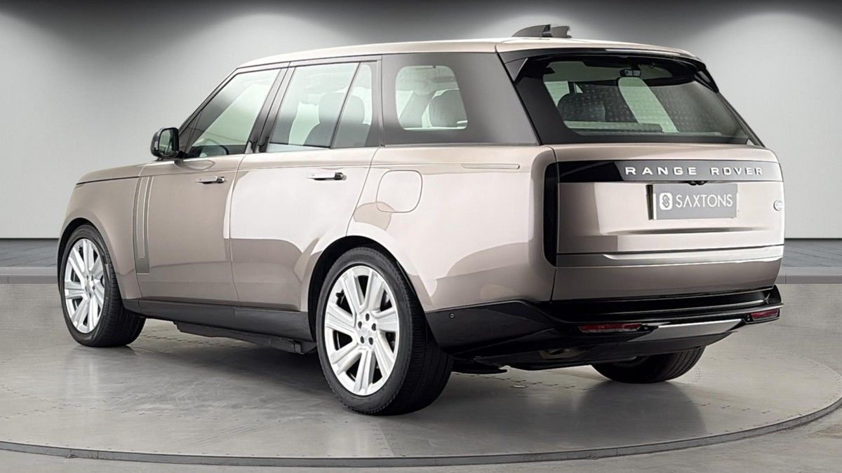 Land Rover Range Rover Image 2